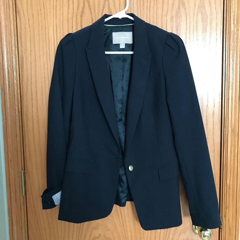 Banana Republic Classic-Fit Navy Blazer